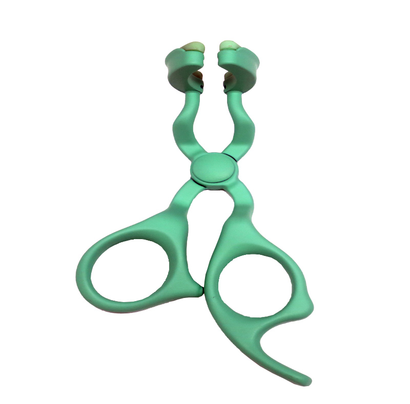 עזר לעדשות מגע צבעוניות